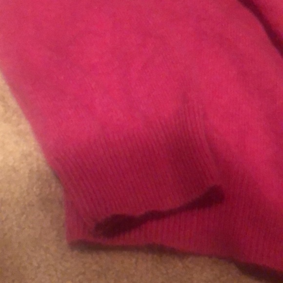 Incredibly soft cashmere cardigan. Great condition - Picture 4 of 4